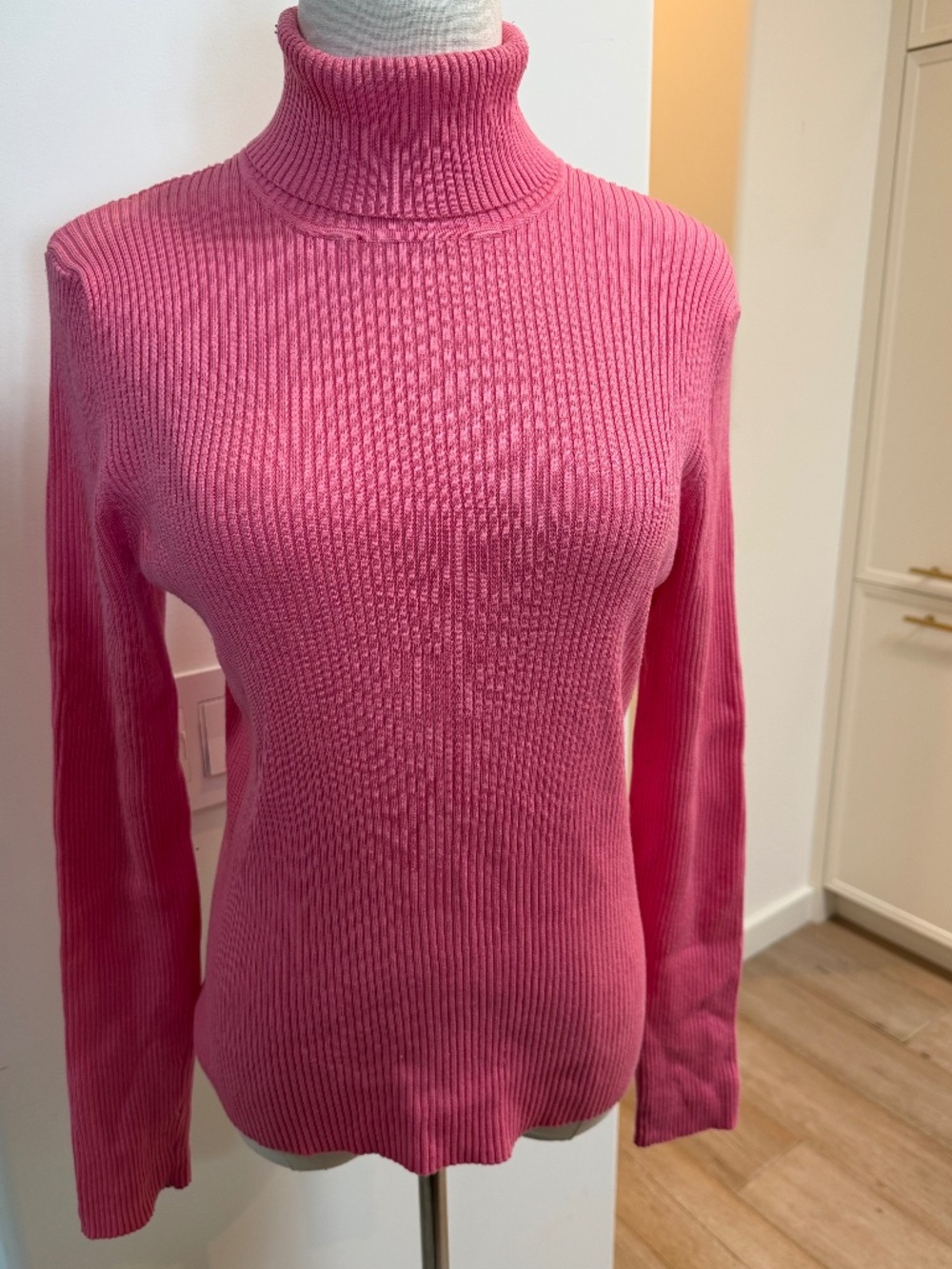 525 America Brand hot pink turtleneck sweater.  Size XL
